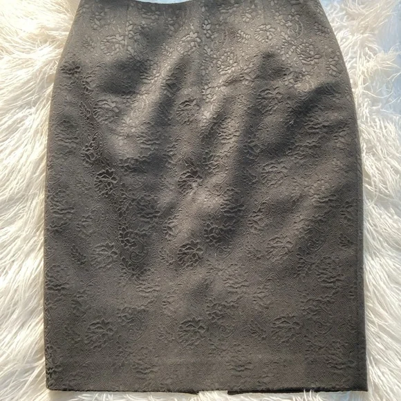 Tahari Skirt US2 - Picture 6 of 14